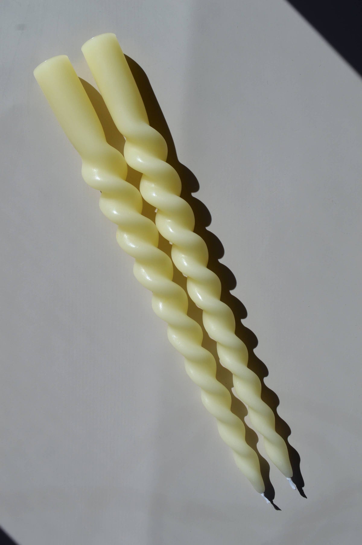 Womenmart Spiral Beeswax Candlestick Set