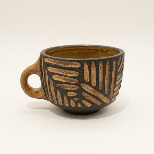 Womenmart Carved Mug