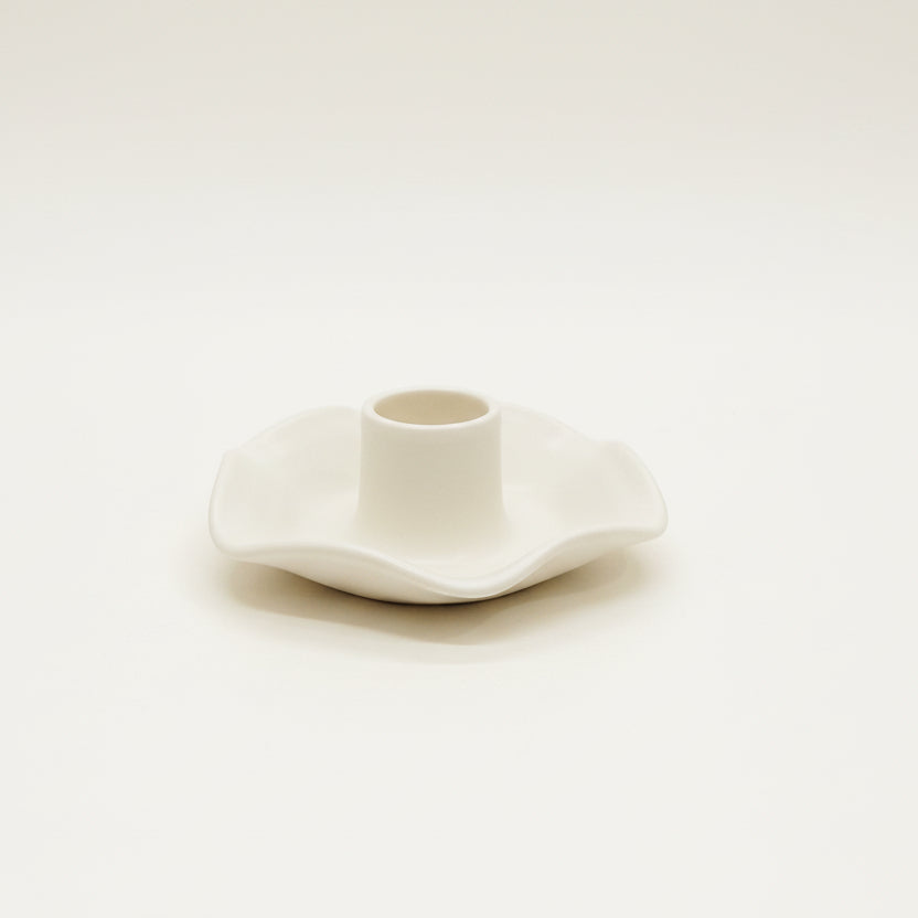 Womenmart Ruffle Taper Candle Holder