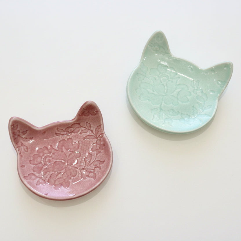 Womenmart 50's Lace Catch All Dish Cat view 2