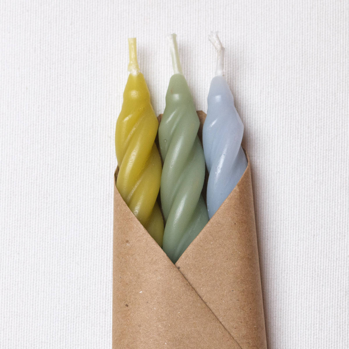 Womenmart Hydrangea Beeswax Spiral Taper Candle Set view 2