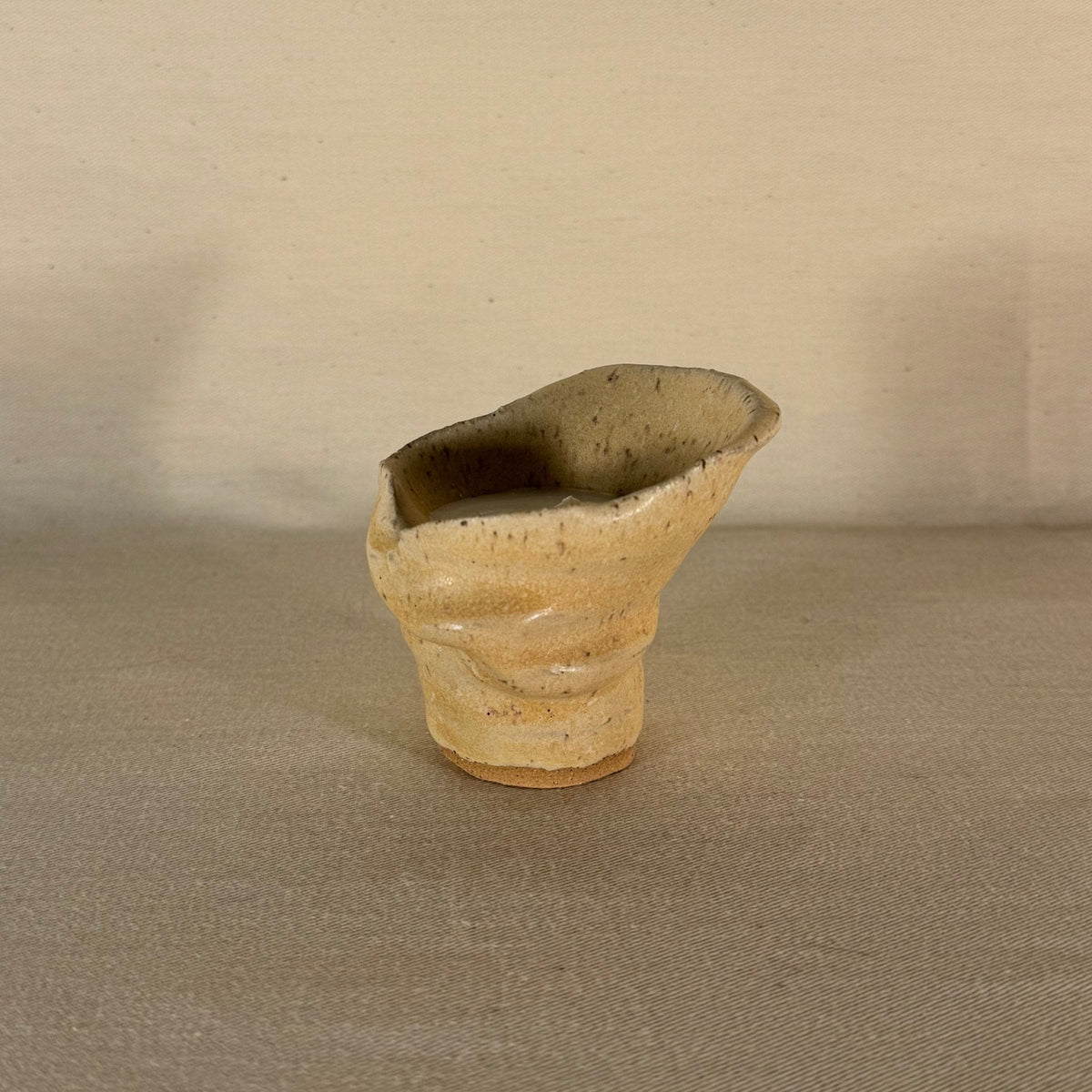 Womenmart Ceramic Candle No. 3 view 2