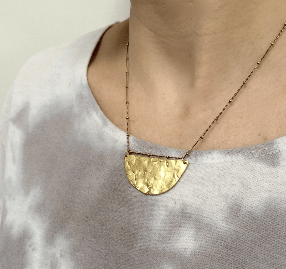 Womenmart Crescent Necklace view 2