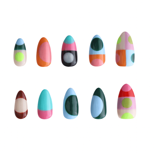 Womenmart Glam in Geo Press On Nail Kit