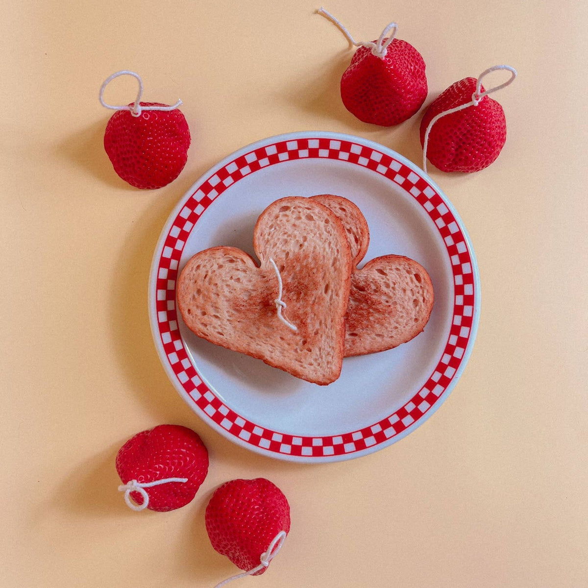 Womenmart Hand Painted Heart Shaped Toast Candle view 2